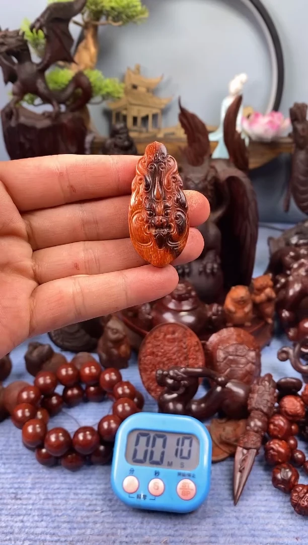 檀香紫檀（小叶紫檀）良兽头