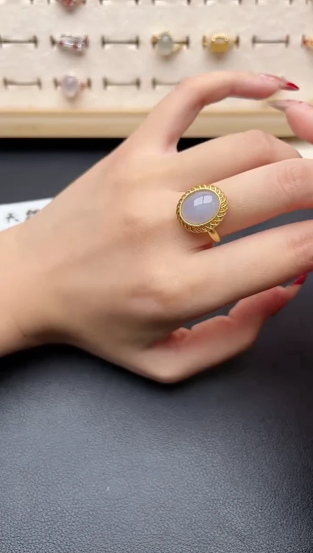 【闪购商品】翡翠戒指银S925镶嵌一物一证一礼盒