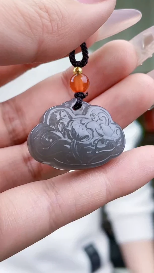 【闪购商品】和田玉挂件未镶嵌拍一发一，多样性发货！