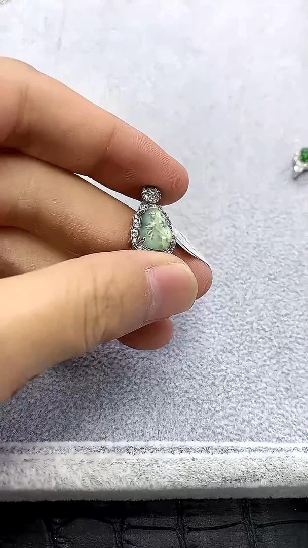 颈饰未镶嵌翡翠翡翠葫芦吊坠