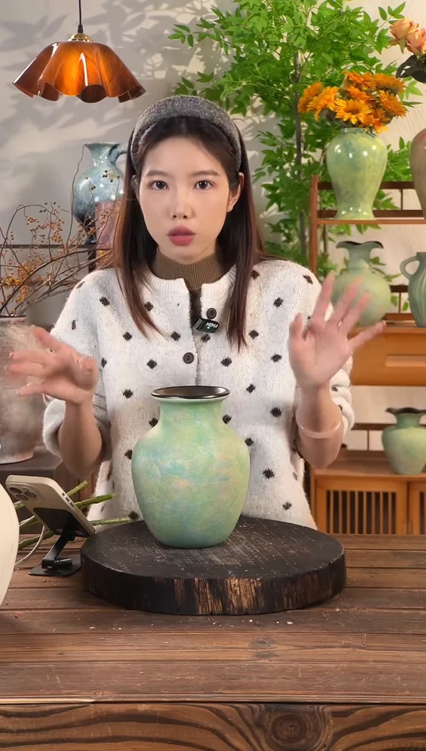 睡莲-胖肚瓶中号 陶瓷花瓶