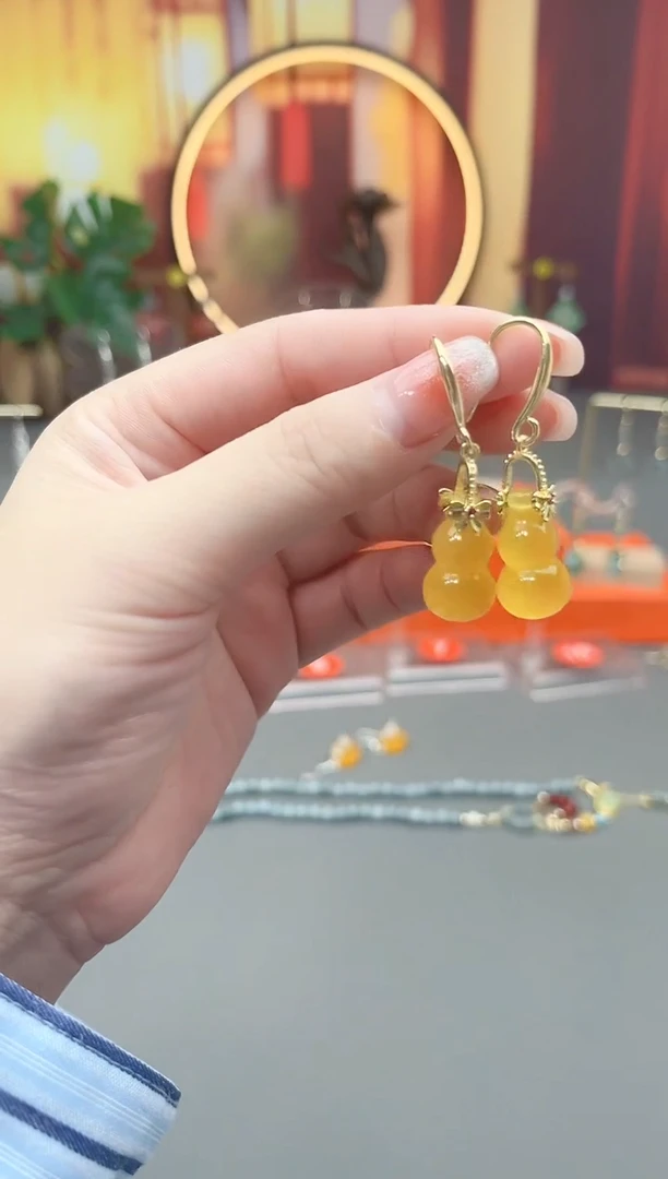 未镶嵌耳钉玛瑙/玉髓333