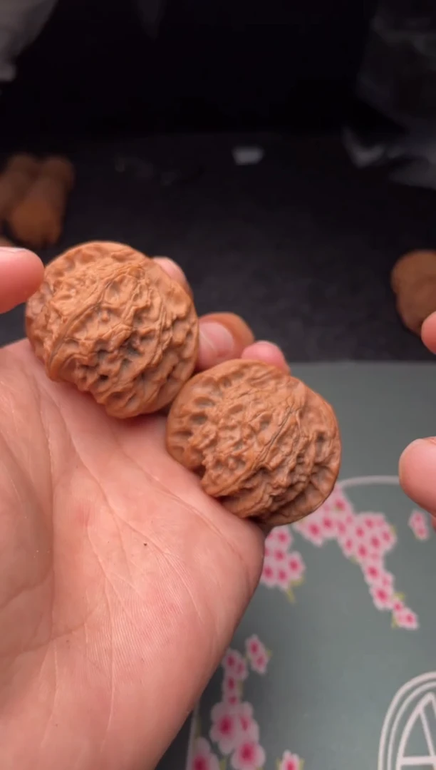 把件文玩核桃a124   平顶    42尺