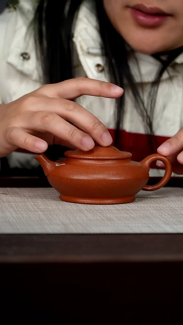 【闪购商品】宜兴原矿紫砂壶茶壶180C