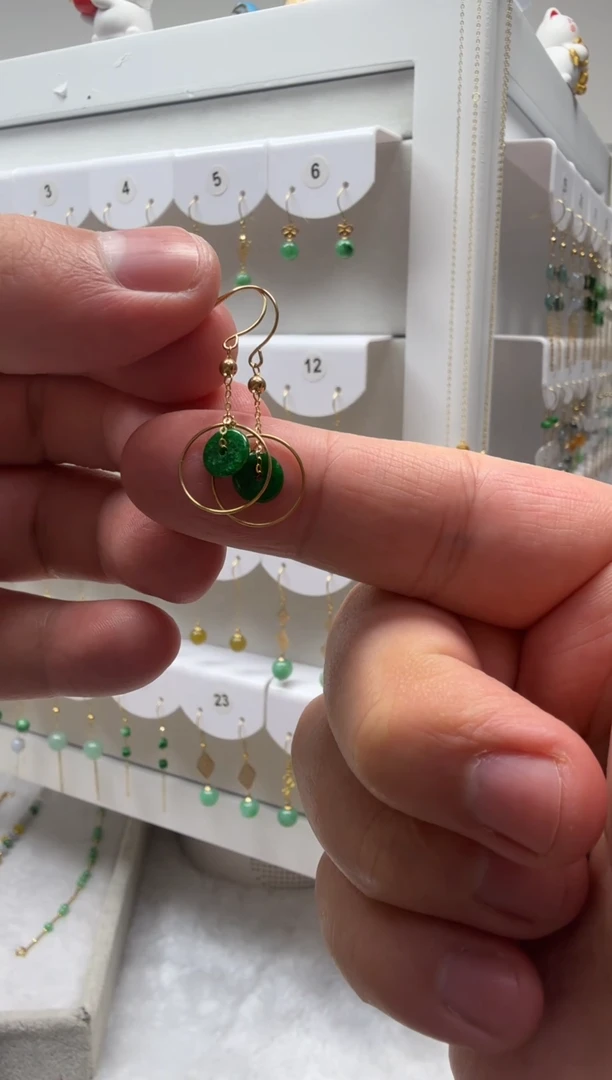 18K金镶嵌翡翠耳饰缅甸天然翡翠a货