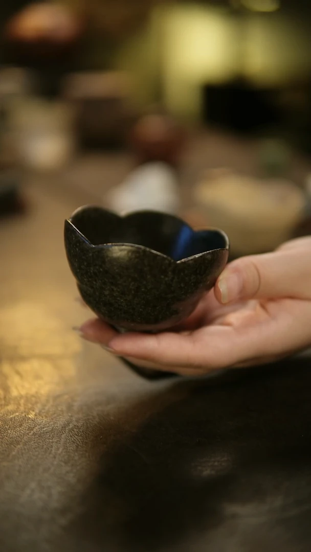 阿眠   云龙手作陶泥黑色花口杯