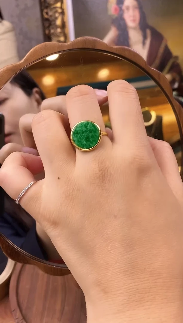 未镶嵌戒指翡翠圆牌