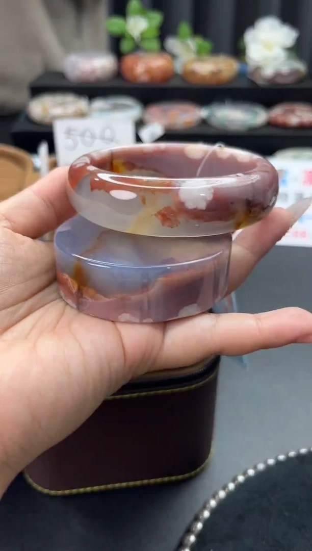 未镶嵌手镯石英质玉（62-63圈口）赠送镯心