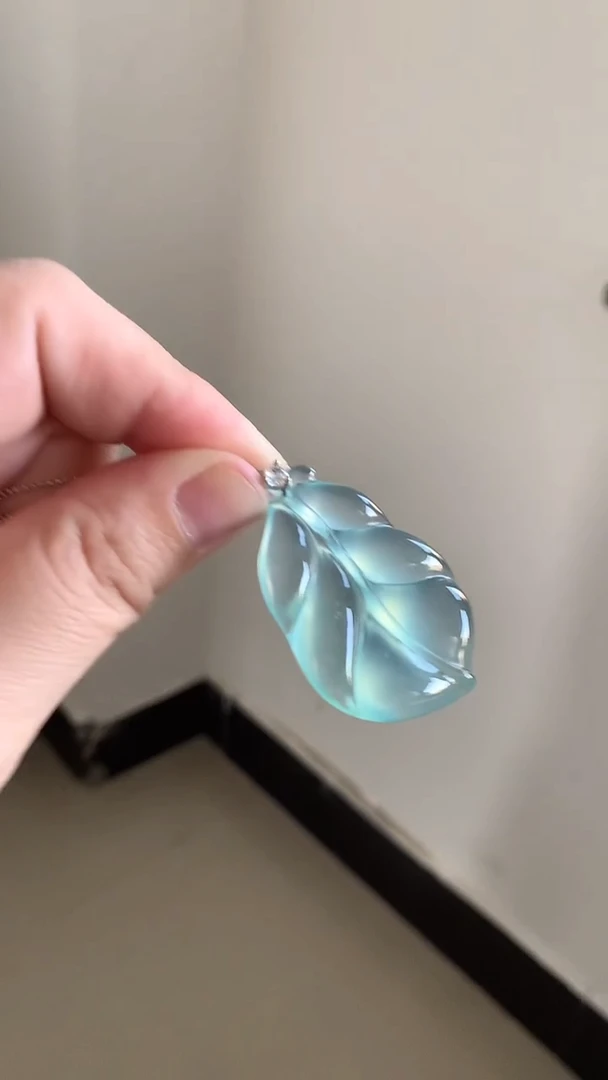 未镶嵌蛇纹石玉吊坠(不含链)叶子
