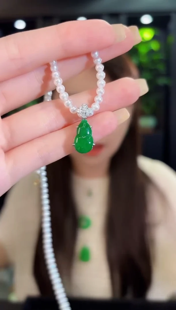 翡翠未镶嵌吊坠(不含链) 新 缅料A货/多样性发货/一件