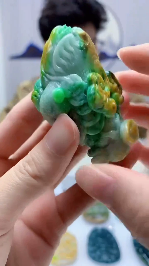 【闪购商品】定制翡翠未镶嵌4688zm-毛货挂件7