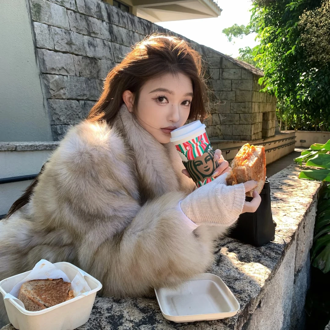 短款时尚气质外套