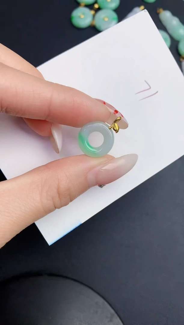 【闪购商品】翡翠颈饰18K金镶嵌00000000000