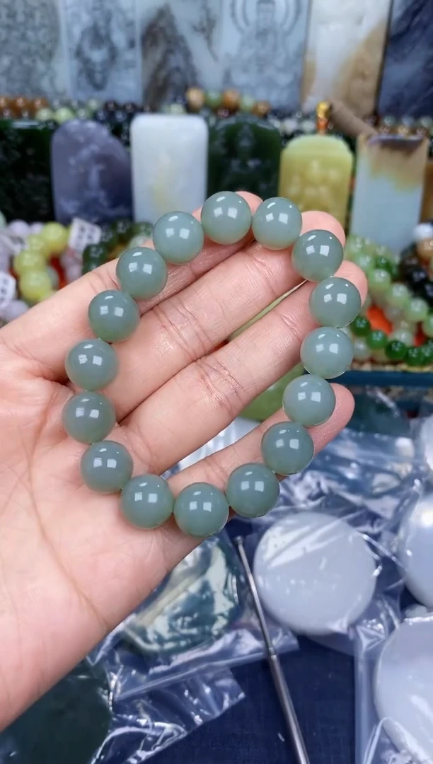 颈饰未镶嵌和田玉和田玉