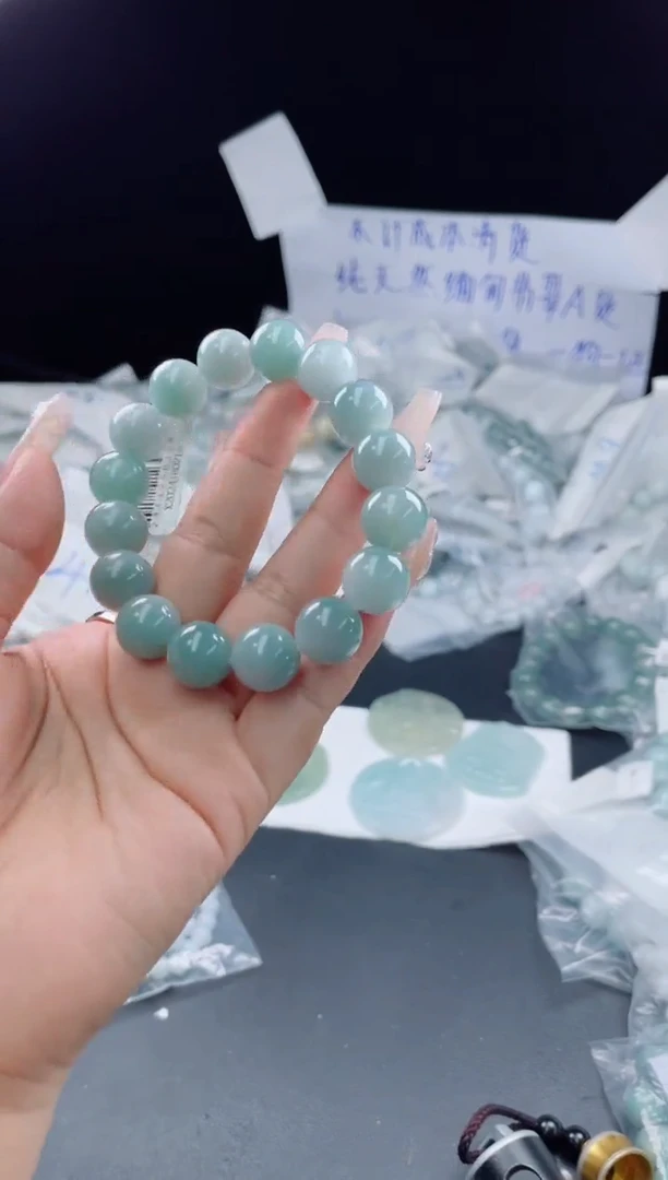 未镶嵌定制翡翠珠串