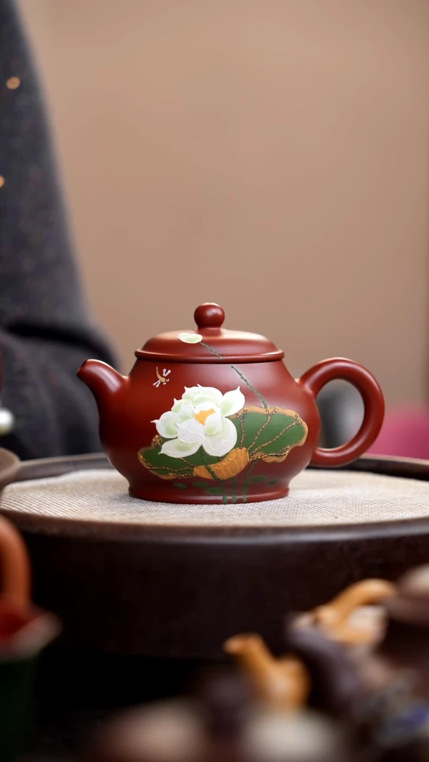 茶壶紫砂朱泥潘壶泥绘荷花