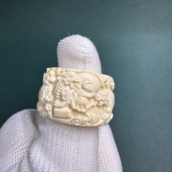 D1552天然猛犸牙雕刻扳指 支持鉴定 假一罚四