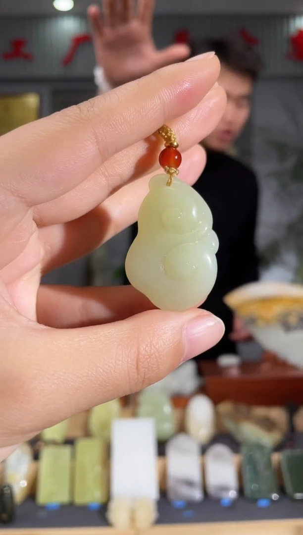 【闪购商品】和田玉颈饰未镶嵌拍一发一 多样性发货