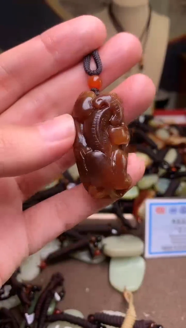 颈饰未镶嵌和田玉新疆料青海料清水和田玉吊坠