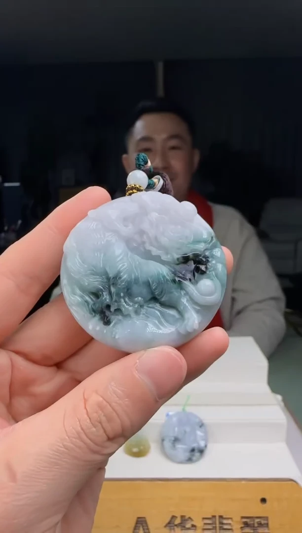 【闪购商品】翡翠吊坠(不含链)未镶嵌DY@@60B7J11540