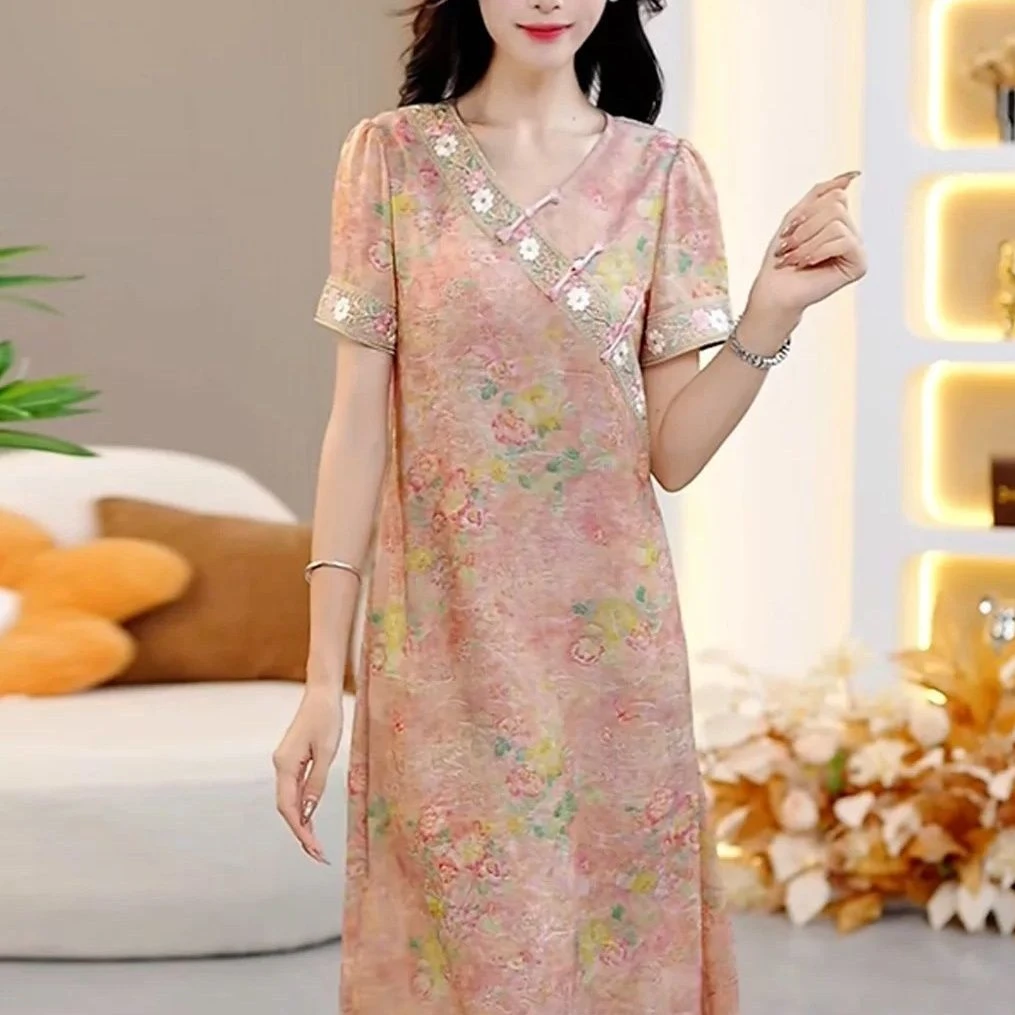 中年女妈妈装碎花连衣裙新中式夏装时尚樱花粉碎花连气质夏季