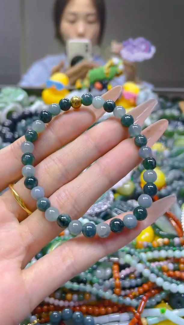 翡翠未镶嵌颈饰6MM/J/翡翠A货，一件也是批发价