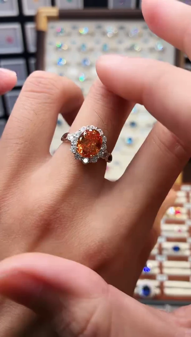 银S925镶嵌戒指石榴石（芬达石）1888