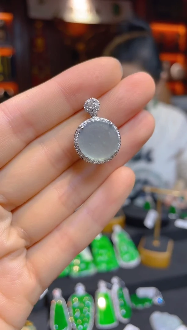 【闪购商品】翡翠颈饰未镶嵌000天然A货翡翠吊坠