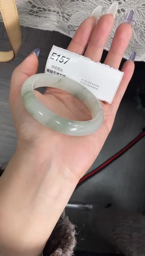 未镶嵌手镯石英质玉157