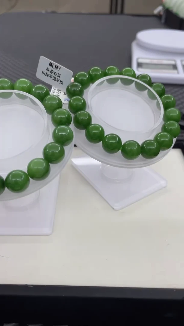 手串未镶嵌和田玉微矿点（多样性发一件）S1697