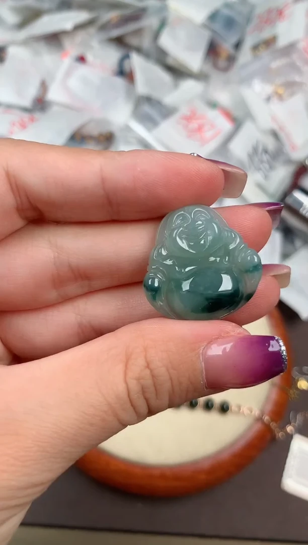 翡翠挂件未镶嵌一
