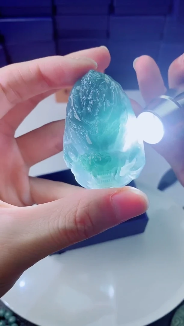 翡翠未镶嵌颈饰1111111111