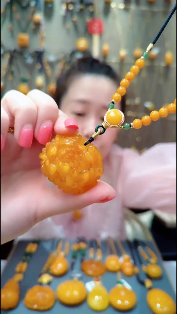 蜜蜡未镶嵌珠宝奇石﹣G176蜜蜡吊坠牡丹花