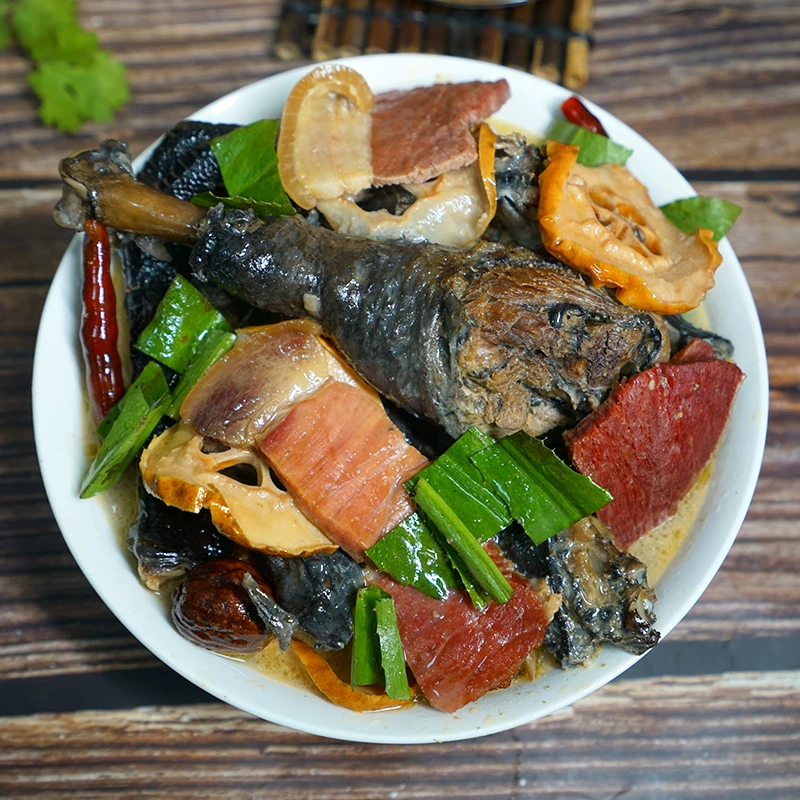 云南火腿木瓜鸡黑肉鸡整只炒好约1300克