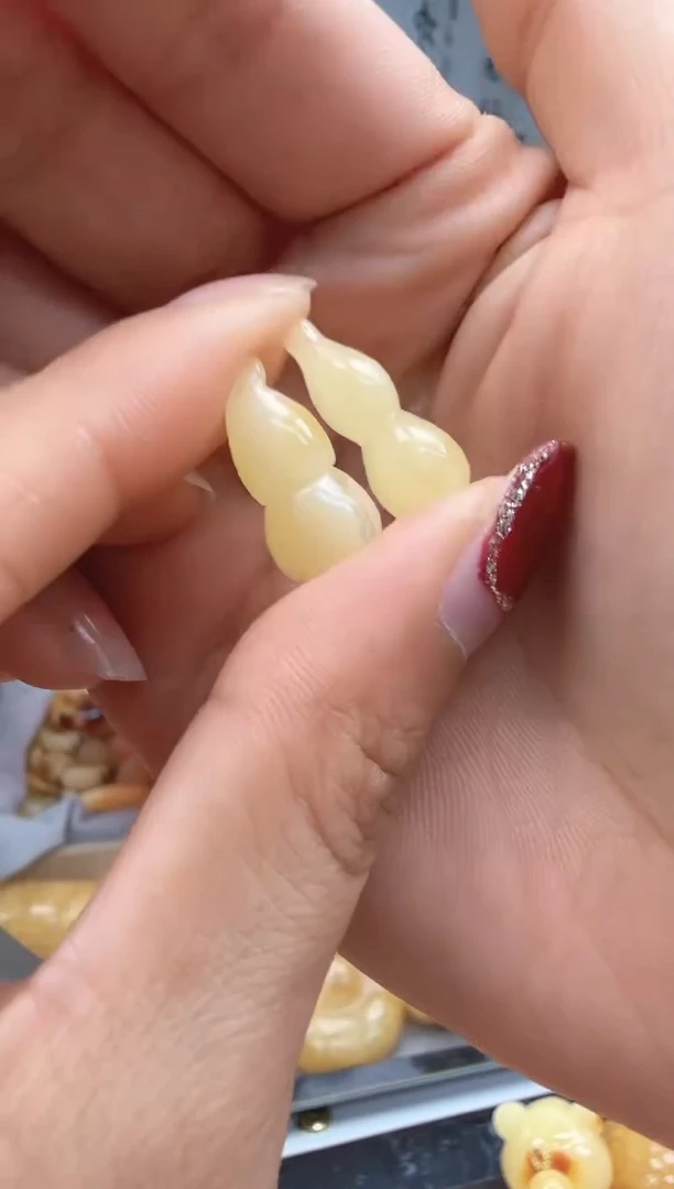 【闪购商品】琥珀裸石未镶嵌配饰   多样性发一