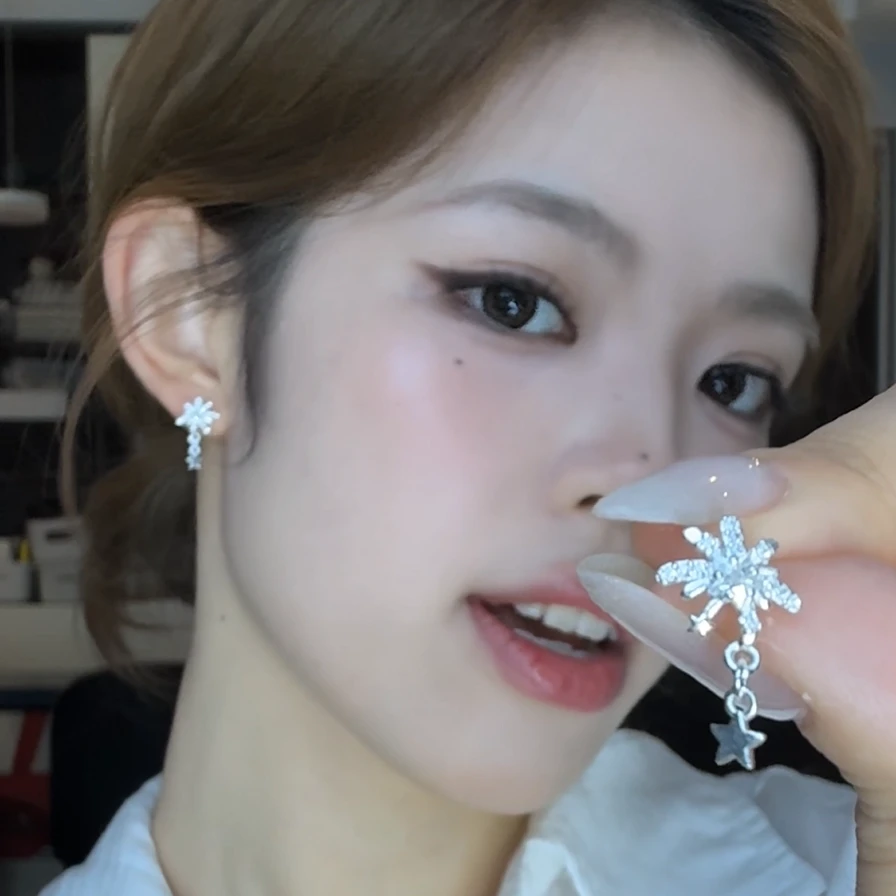 锌合金锆石耳饰 韩系超闪璀璨烟花星星耳钉轻奢高级气质大气耳环