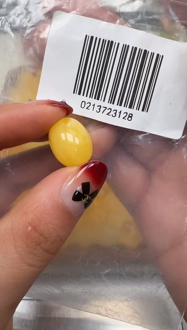 裸石琥珀未镶嵌如图微瑕