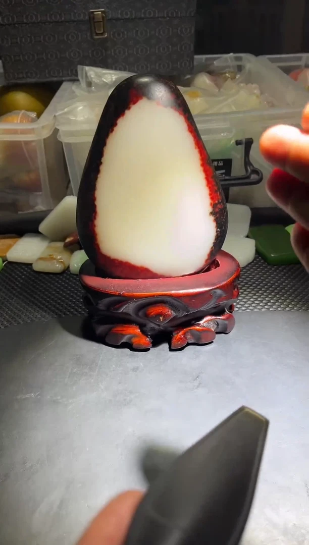 颈饰未镶嵌和田玉（糖玉）2