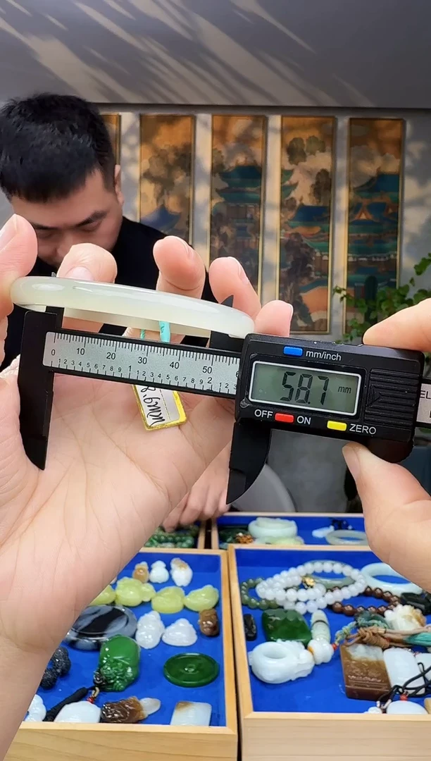 未镶嵌和田玉挂件1