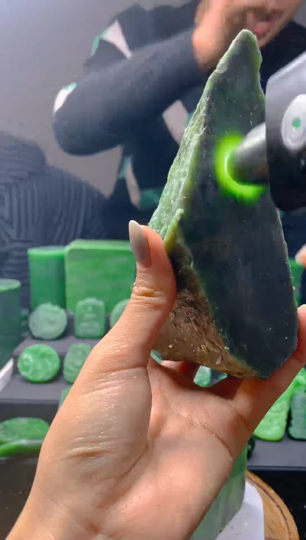 未镶嵌和田玉珠宝半成品1