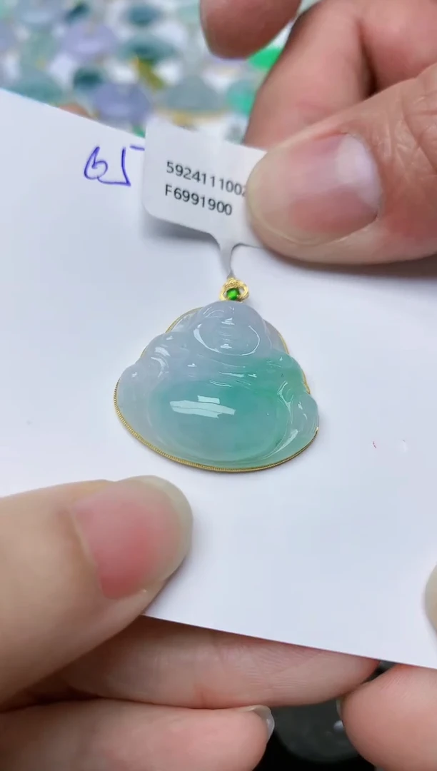 【闪购商品】翡翠颈饰18K金镶嵌天然翡翠A货    