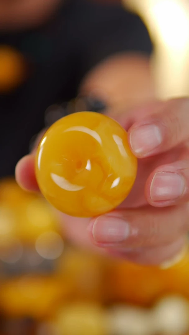 未镶嵌颈饰蜜蜡23焦皮料平安扣