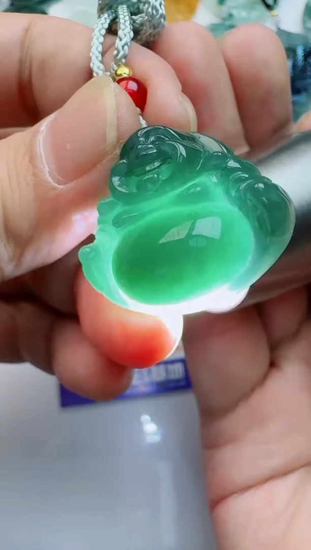 【闪购商品】翡翠颈饰未镶嵌多样性随机发其一