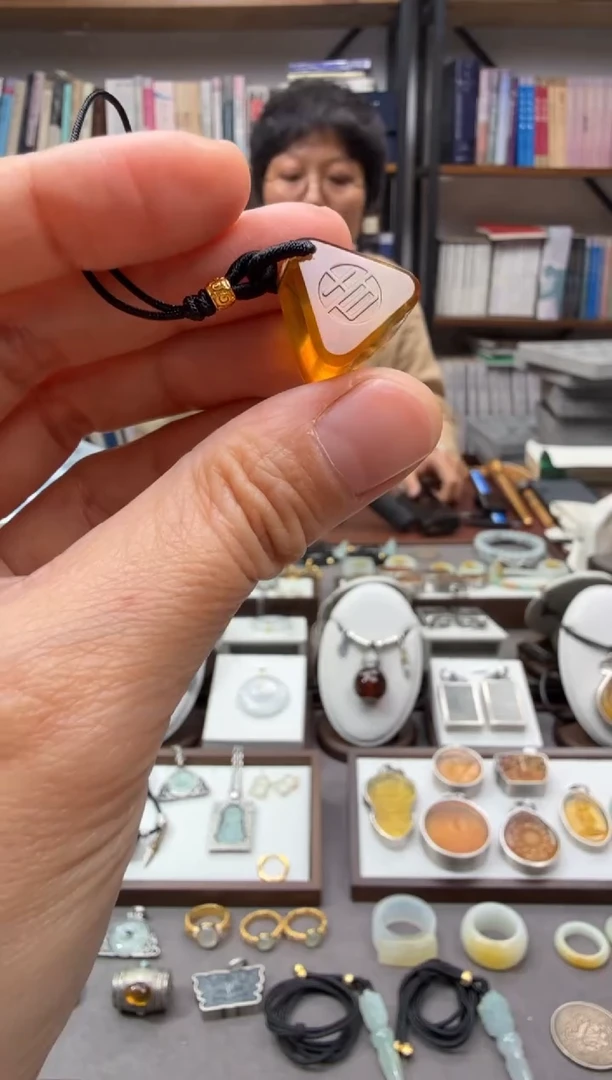 琥珀颈饰未镶嵌手机挂