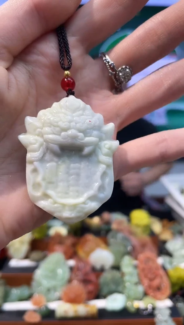 【闪购商品】岫玉吊坠未镶嵌·