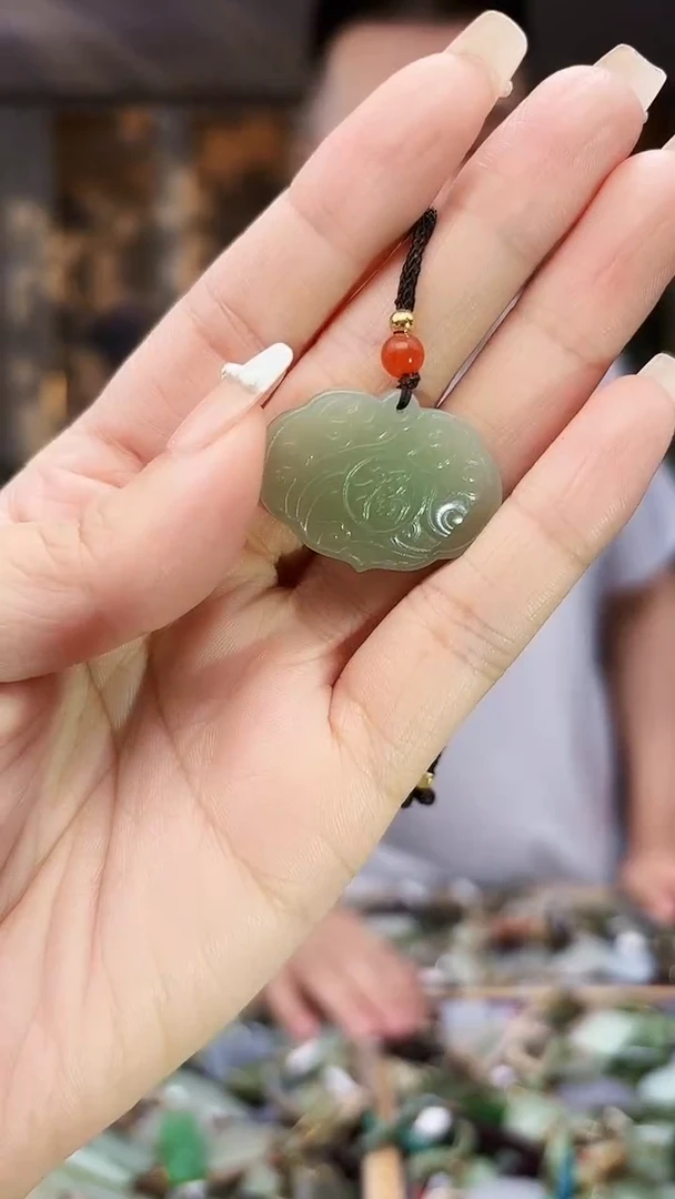 和田玉未镶嵌挂件拍一发一多样性发货