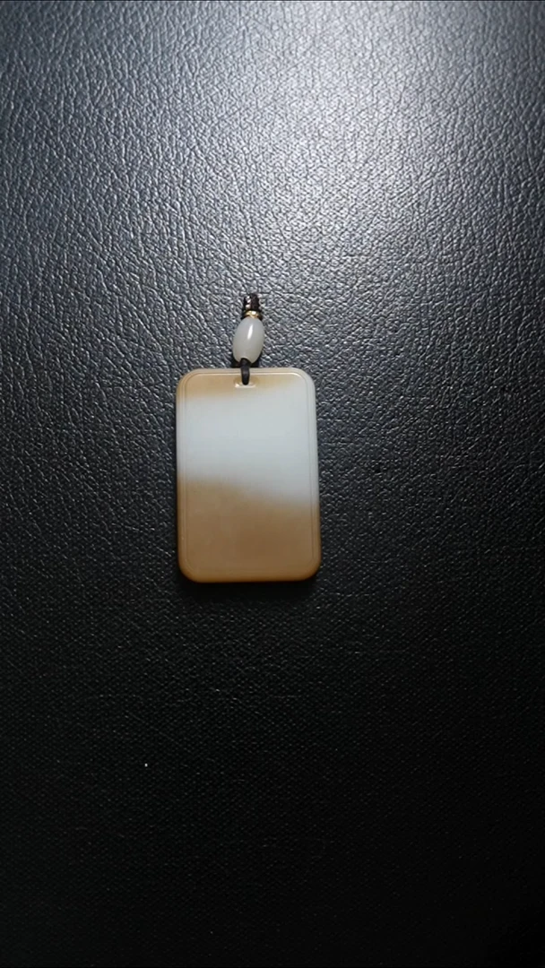 颈饰未镶嵌和田玉无事牌