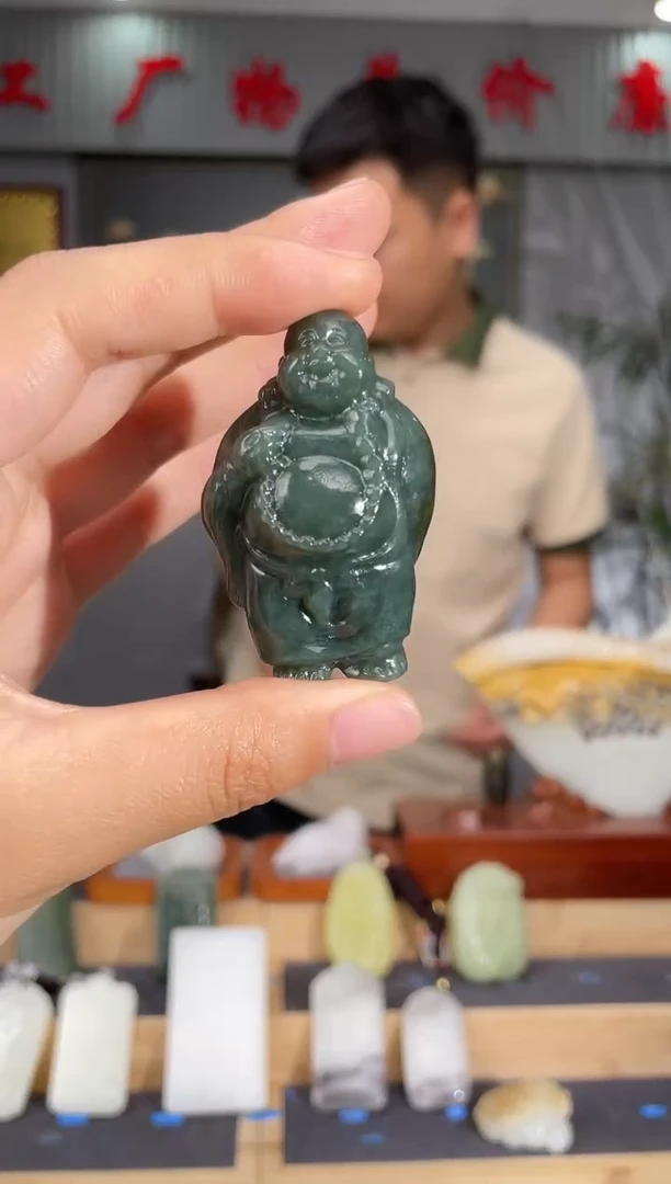和田玉未镶嵌颈饰1
