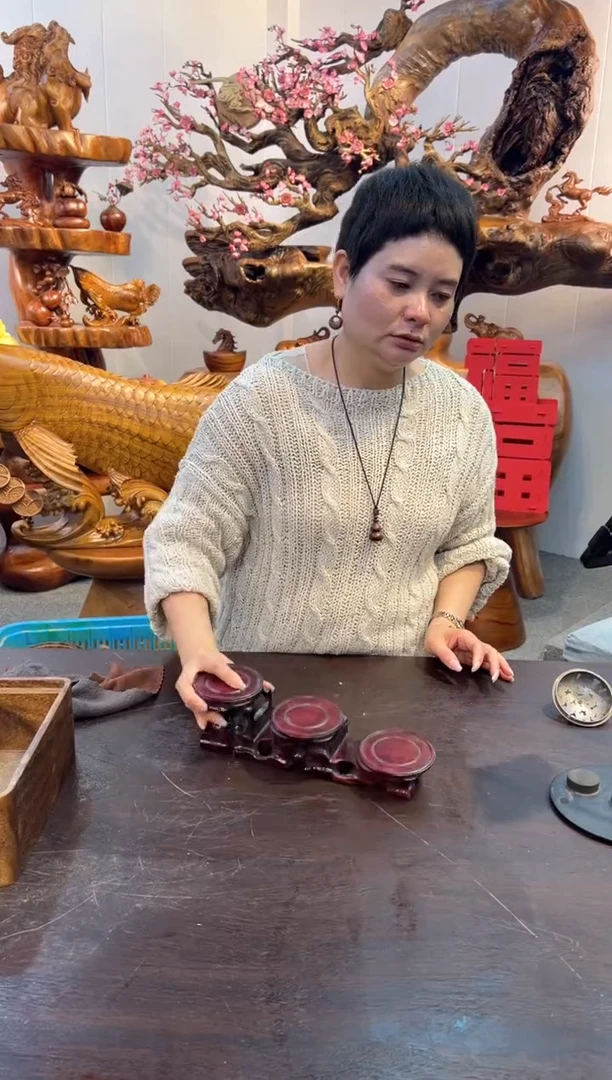 木圆形三层置物架