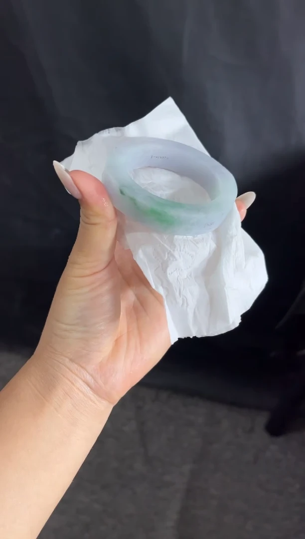 未镶嵌正圈定制翡翠正圈